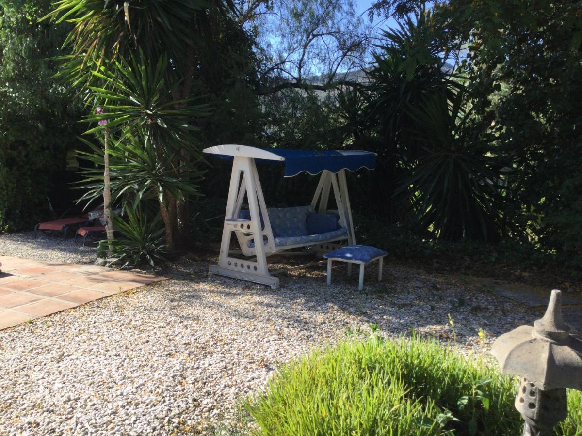 Finca El Rio,, La Casita One Of 2 Self Catering Studios. Pool And Hydrotherapy Jacuzzi Málaga Exteriör bild